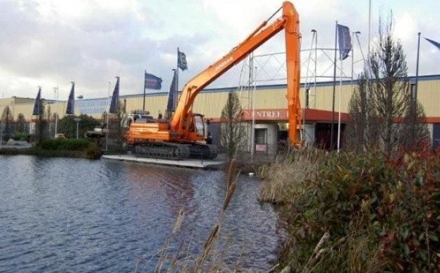 長臂挖掘機廠家、挖機加長臂廠家、定制挖掘機加長臂