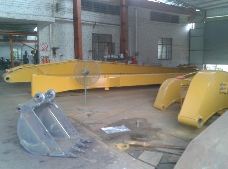 挖機加長臂廠家、長臂挖掘機廠家、挖機加長臂改裝