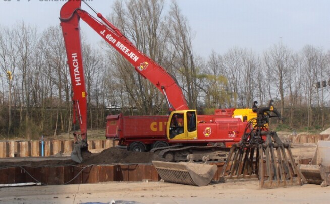 挖掘機打樁臂、打樁臂、挖掘機打樁臂廠家