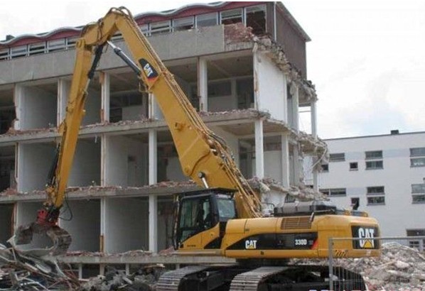 挖掘機拆樓臂 挖掘機拆樓臂