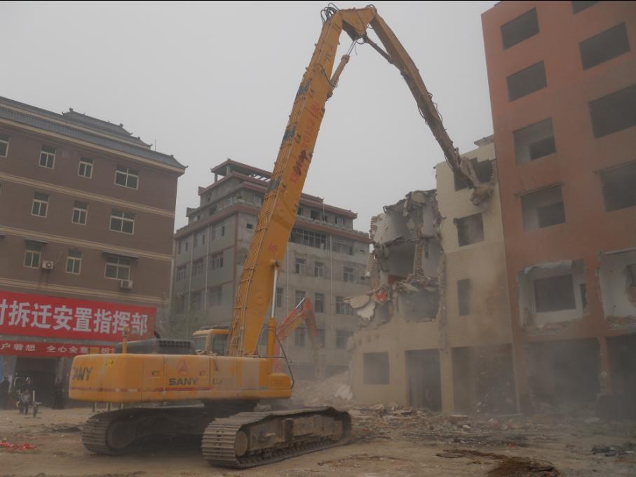 挖掘機(jī)拆樓臂 挖掘機(jī)拆樓臂